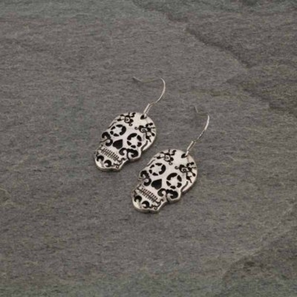 Jewelry - Skull Fish Hook Earrings